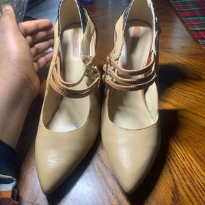 NEW Mark Sassy Stepper Pumps / shoes size 9